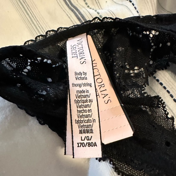 3 Pair Thong, Lot VS - Picture 3 of 5